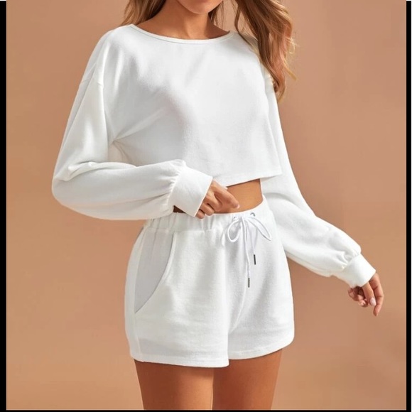 Drop Shoulder Crop Top & Short Pajama set - Picture 4 of 5